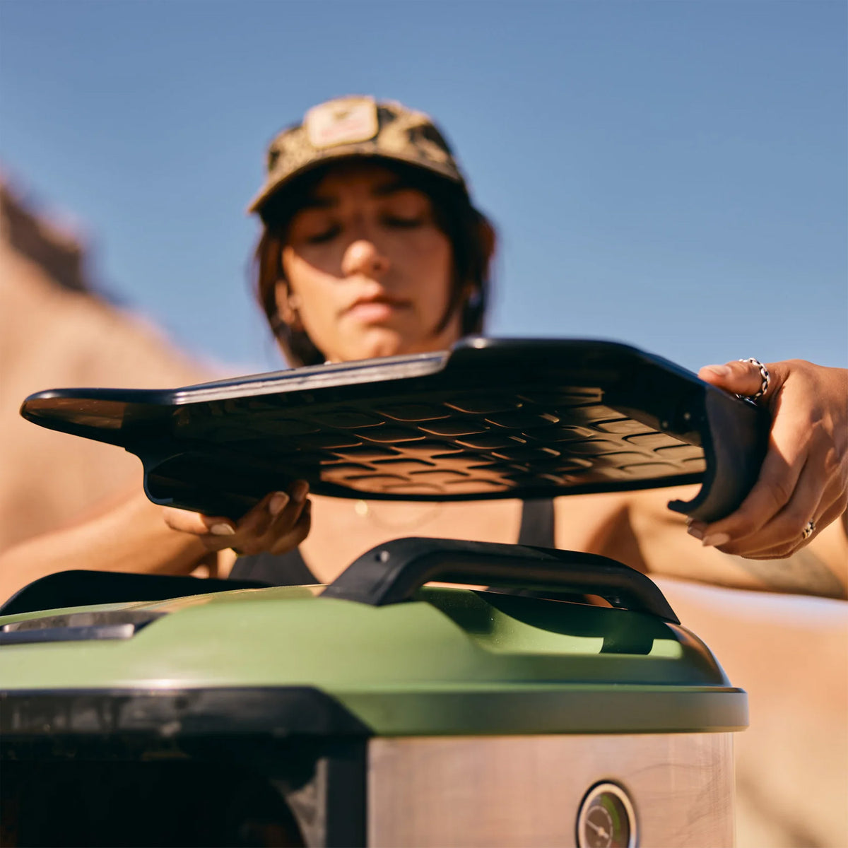 Gozney Tread Roof Rack, Pizzaofen, Detailansicht 4