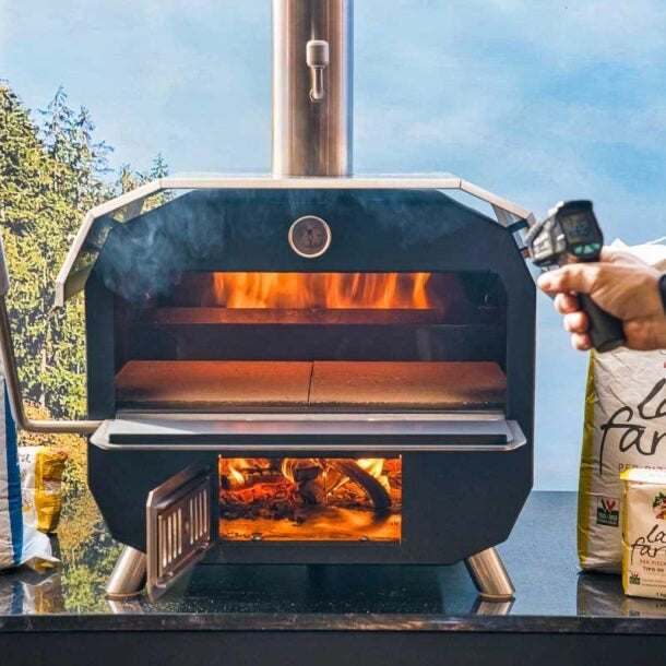 Merklinger Bobby, Pizzaofen, Detailansicht 9