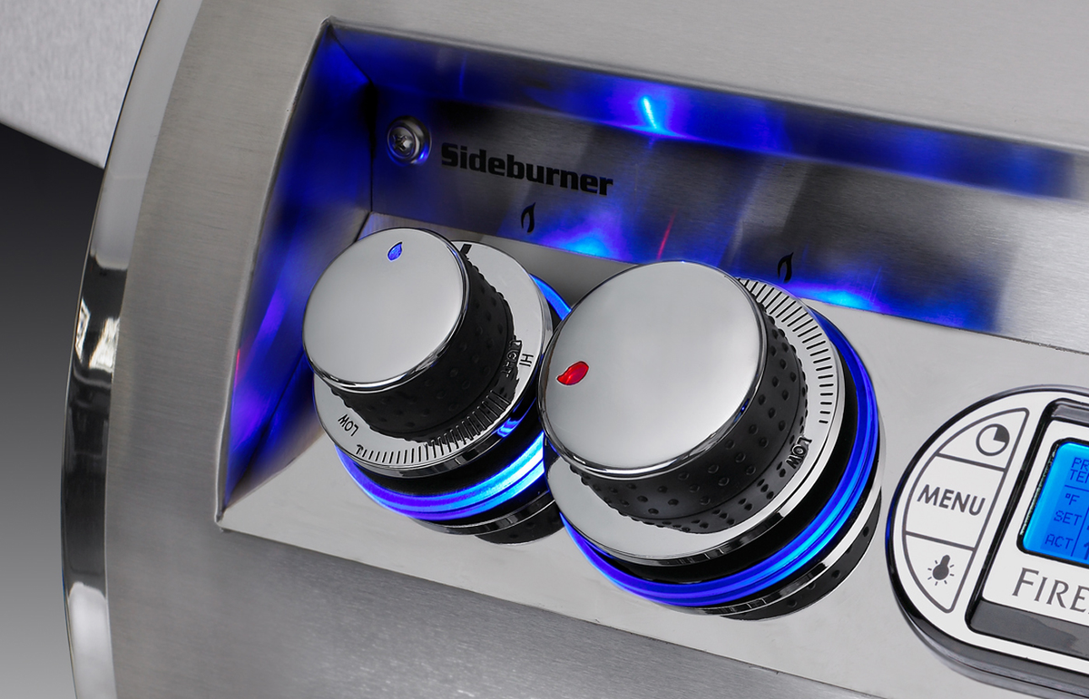 FireMagic Aurora Doppelter Seitenbrenner Built-In, Grillrost aus Edelstahl, Detailansicht 1